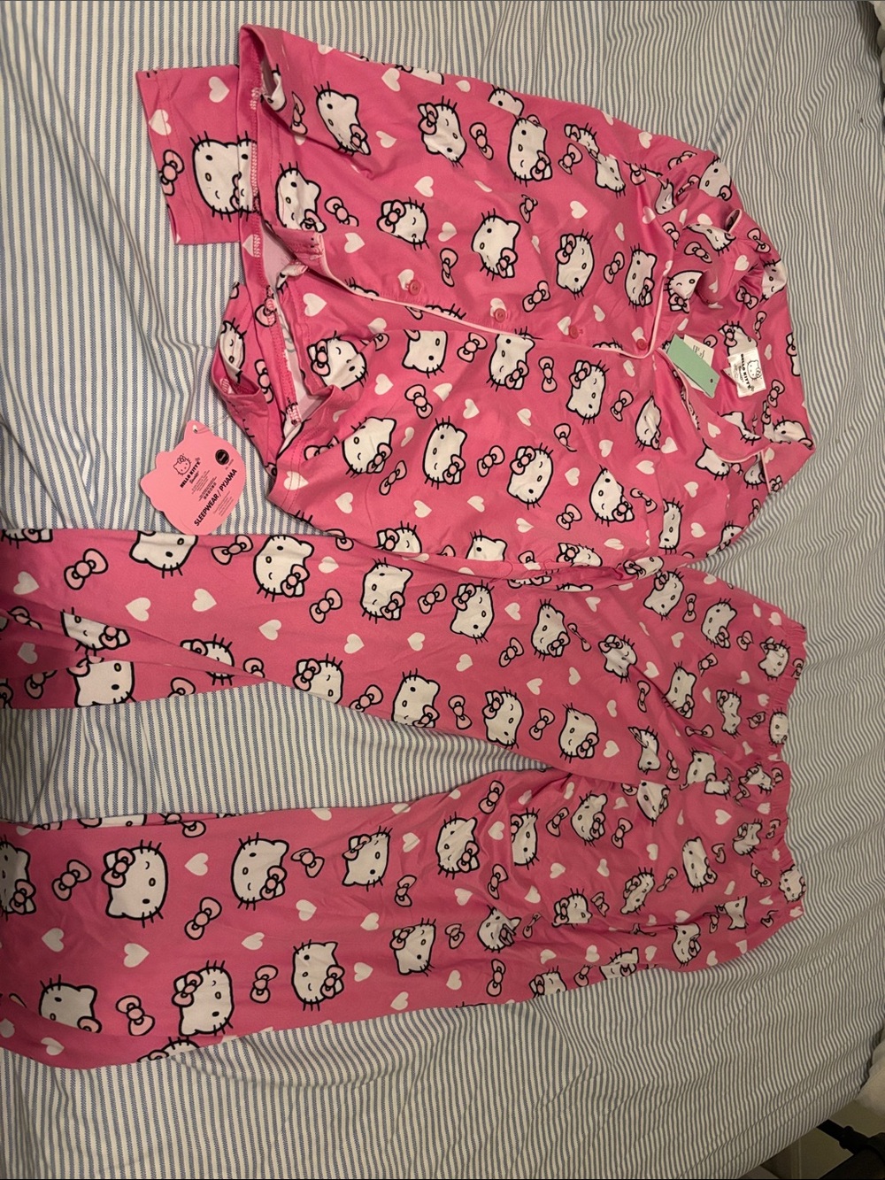 Sanrio Hello Kitty Pink Printed Two-Piece Pajama Set